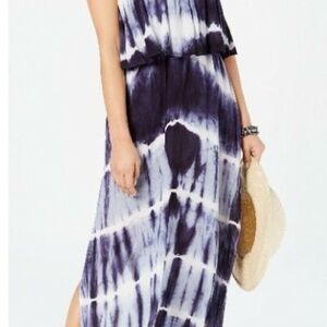 Elegant Strapless Tie-Dye Maxi Dress
